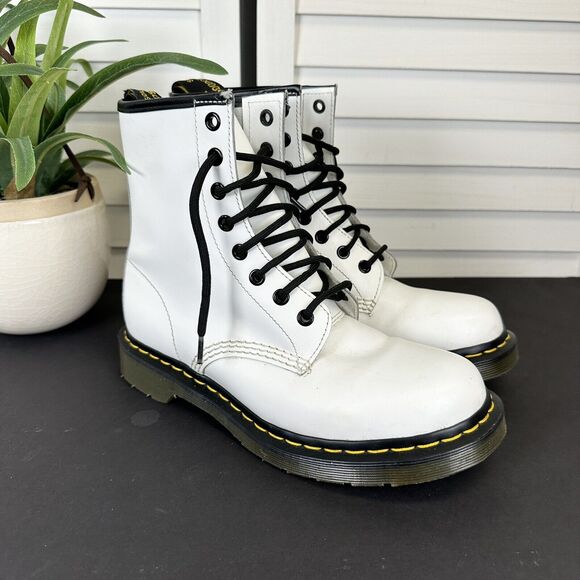 Dr Martens 1460 White‎ Smooth Leather Lace Up Combat Boots 8 Eye Size US 8 - Picture 2 of 11